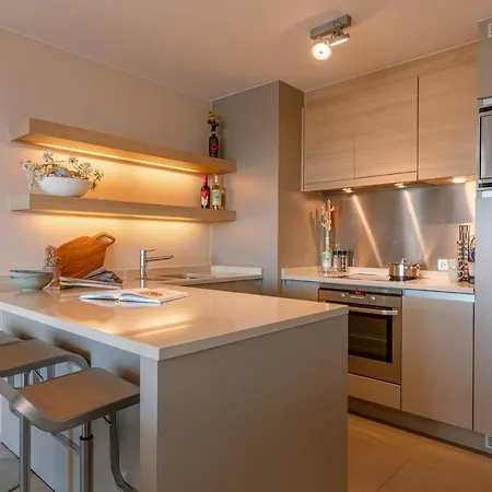 Apartman Spacious Comfortable And Modern With Sea View *