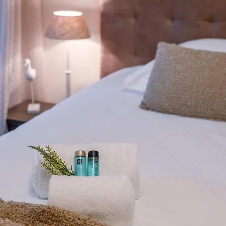 Spacious Comfortable And Modern With Sea View